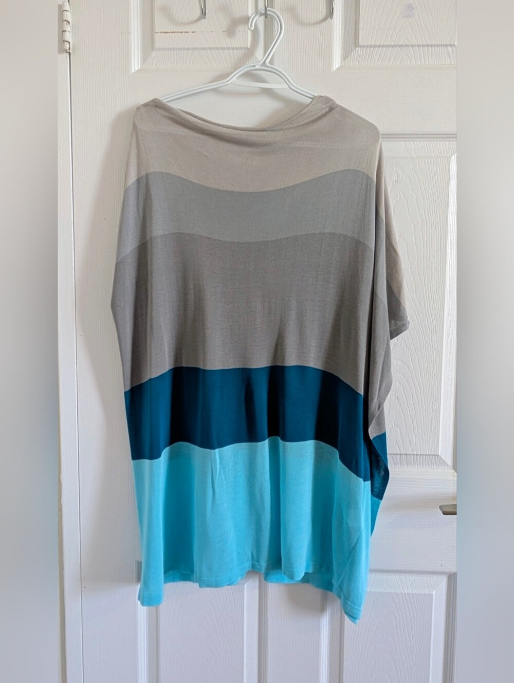 Giordano Ladies Asymmetric Colorblock Batwing tunic Top Blue Grey Minimalist S/M